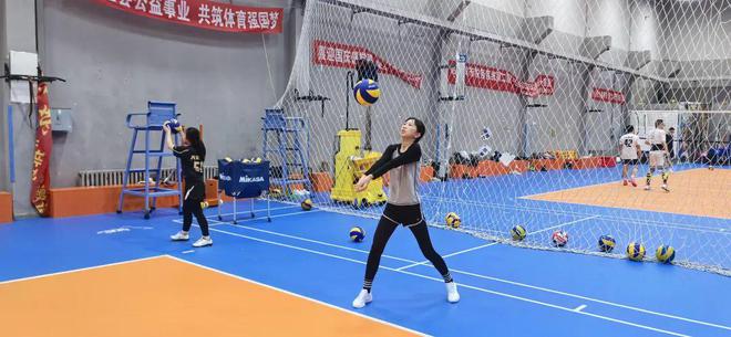 九游体育哈尔滨市中考体育改革将于2026年正式实施！让冰城“小胖墩”“小眼镜”真正走上运动场(图8)