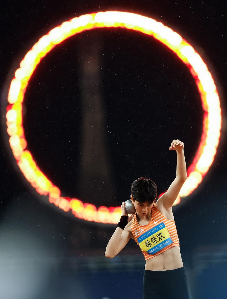 全运会｜沉浸式揭秘新华社记者如何出图·田径篇九游体育(图2)