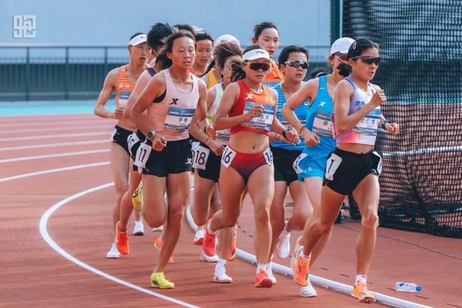 渐入佳境！全九游体育国田径大奖赛(图3)