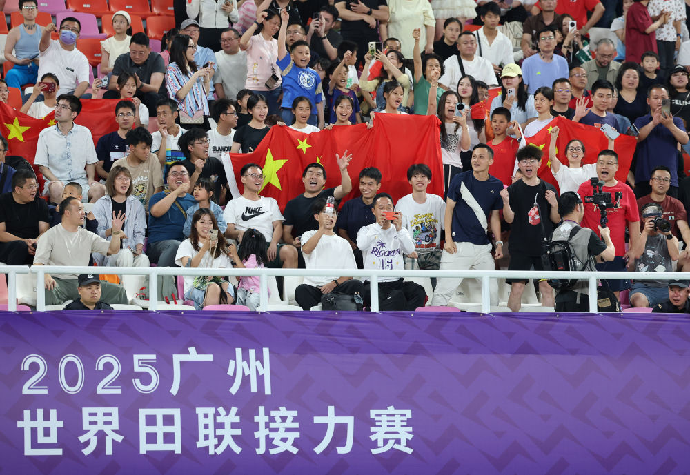 九游体育新项目试验成功 期待中国运动员持续提升影响力——专访世界田联主席科(图3)
