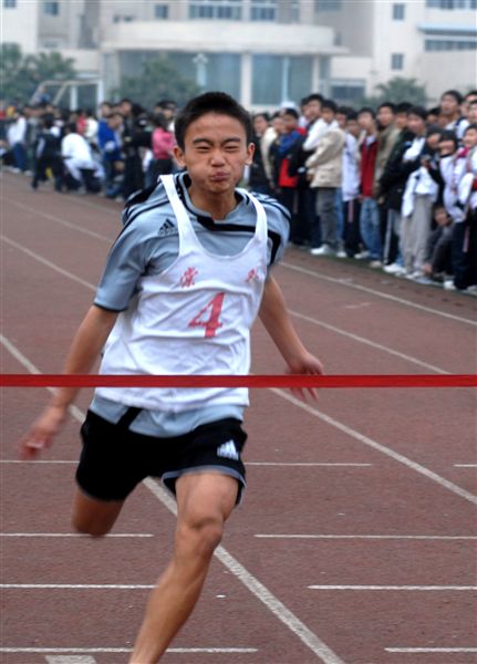 关于举办202九游体育5年大同市中学生田径运动会的通知(图1)