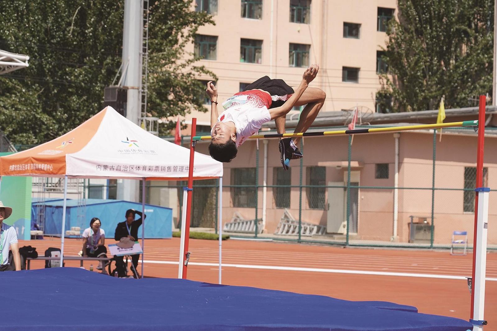 聚焦中日韩青少年运动九游体育会｜田径赛场上演速度与激情(图2)