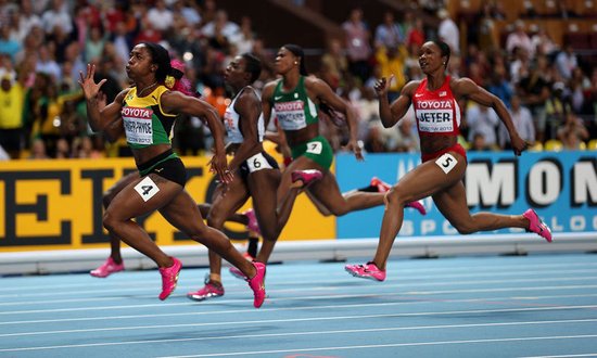 九游体育田径世锦赛100米决赛：人类“速度极限”的再突破(图1)