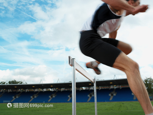 九游体育甘肃省青少年U系列田径公开赛成功举办(图1)
