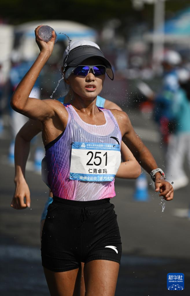 九游体育全运会丨田径——女子20公里竞走决赛举行(图13)