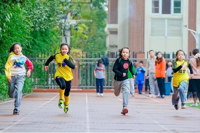 全员参与人人主角 成都大观小学秋季田径运动会圆满举行九游体育(图1)