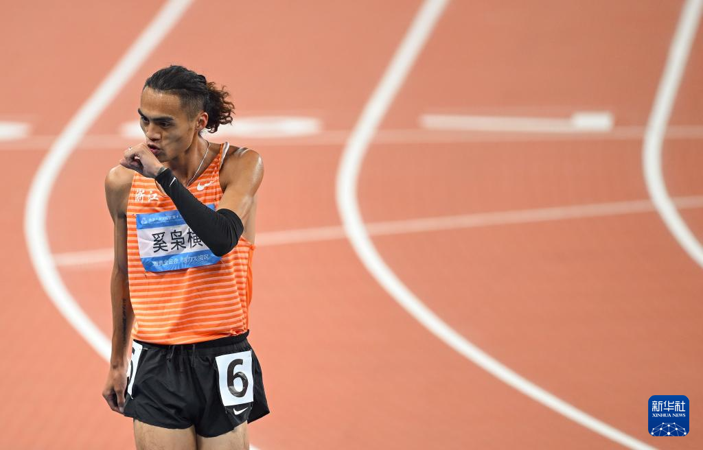 九游体育全运会丨田径——男子800米决赛：奚枭横夺冠(图6)