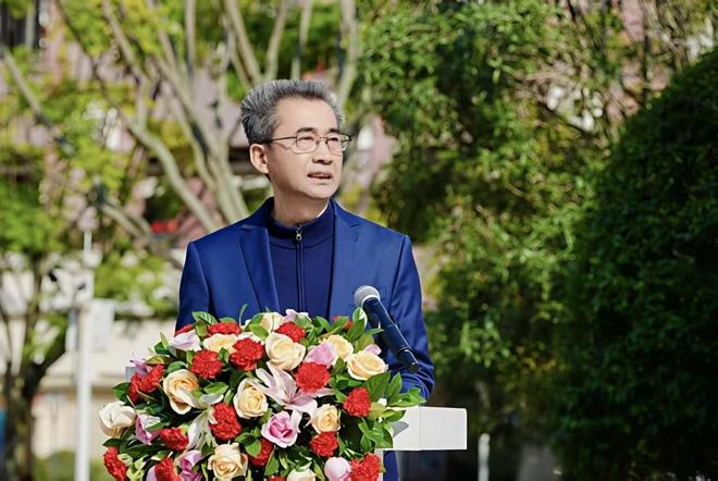 九游体育成都蓝港外国语学校科技体育文化节暨田径运动会开幕(图2)