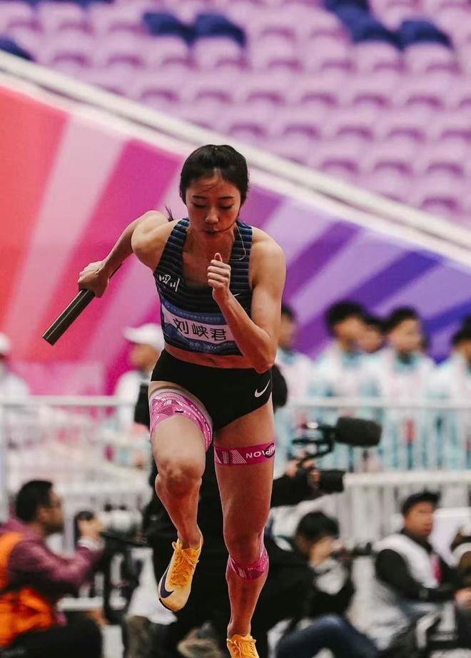 邵雨琪、刘峡君田径颜值天团从何而来——00后把个性融入九游体育项目诠释运动魅力(图7)