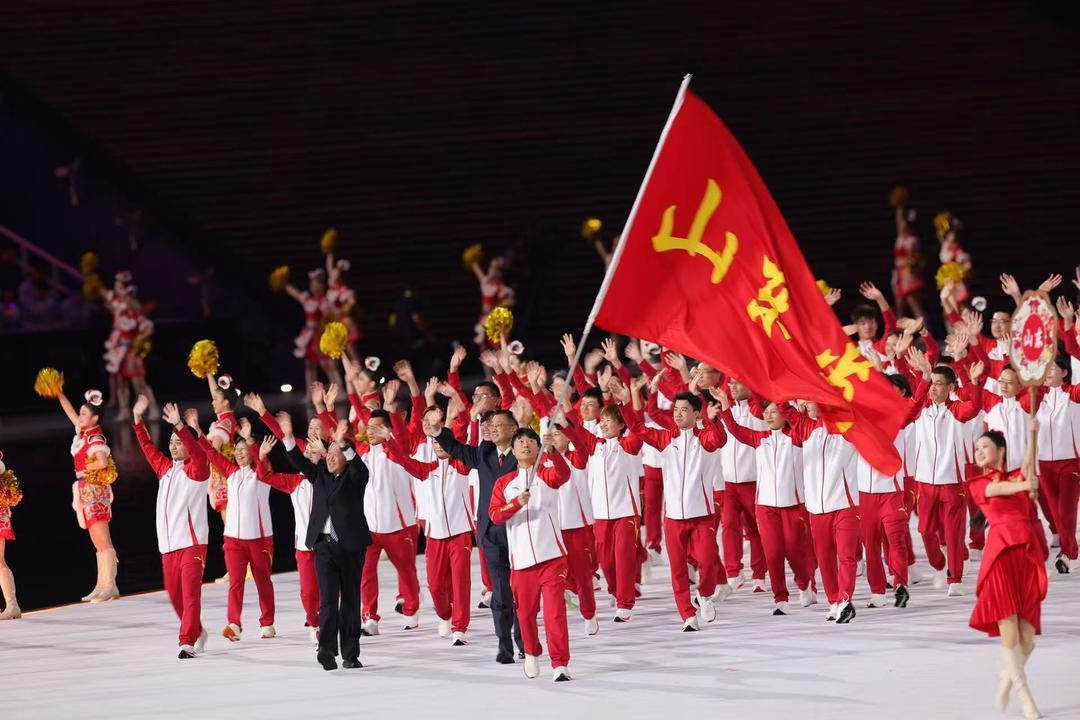 “五连冠”的巅峰突破——解读“山东九游体育体育现象”的荣耀密码(图2)