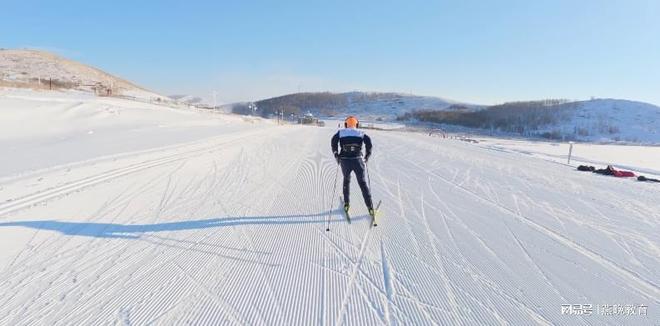 九游体育一金又一金衡水滨湖志臻许诗扬勇夺全国越野滑雪双料冠军！(图6)