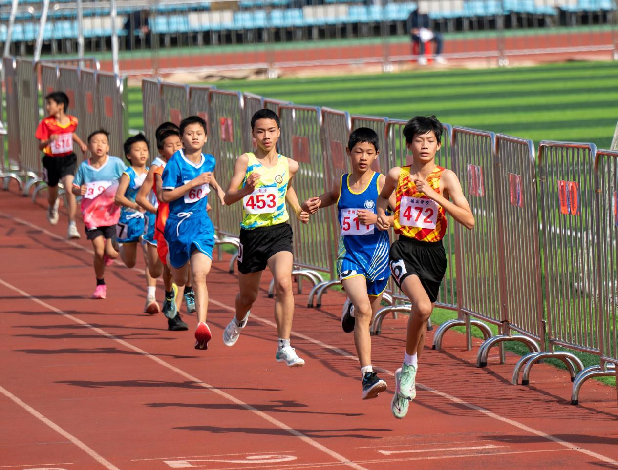 谢文骏退九游体育役：110米栏传奇的终章与未来的希望(图1)