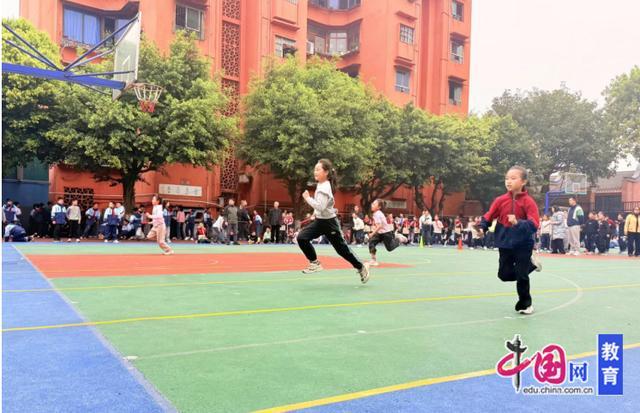九游体育宜宾江安西城小学2026年田径（跳绳）运动会圆满落幕(图1)