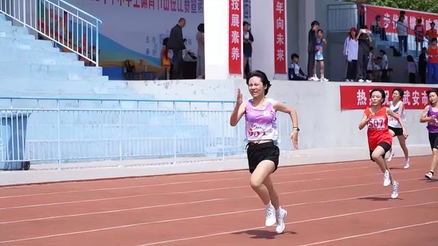 九游体育武安赛场连破9项市纪录！最燃的是这项尘封37年的成绩(图8)