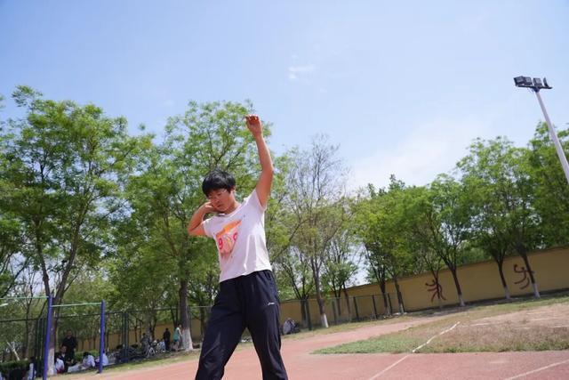 九游体育武安赛场连破9项市纪录！最燃的是这项尘封37年的成绩(图7)