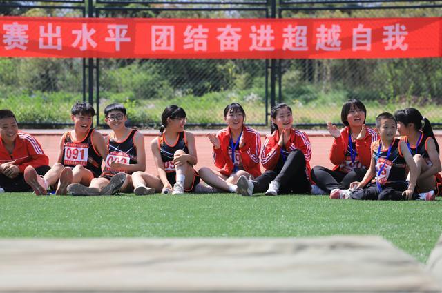 九游体育武安赛场连破9项市纪录！最燃的是这项尘封37年的成绩(图11)