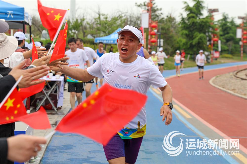 九游体育后稷故里迎赛事 稷马开跑展风采(图3)