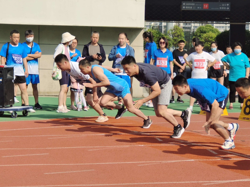 2026全国少年田径锦标赛：新纪录诞生精彩瞬间回顾九游体育(图1)