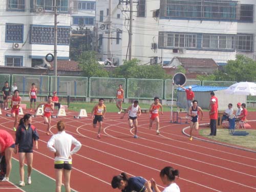 冲击省运·驰骋赛场2026年河北省青少年田径锦标赛暨九游体育河北省第十七届运动会青少年比赛田径项目预赛鸣枪开赛！(图1)