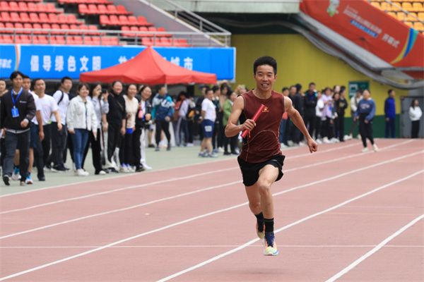 九游体育喜报莱芜职业技术学院征战全国大学生田径锦标赛赛场拼搏荣获佳绩(图1)